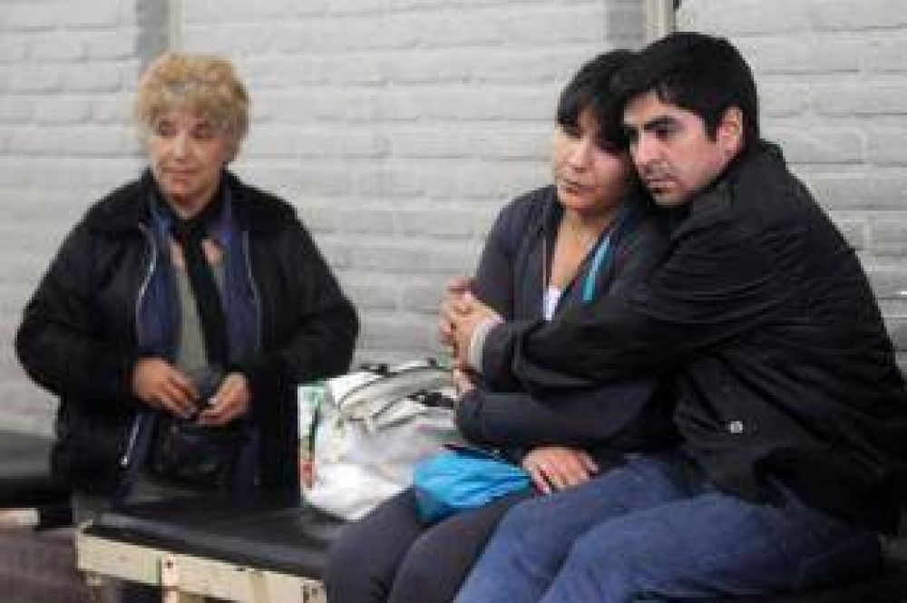 Cuatro personas murieron en un accidente y una embarazada perdi� a su beb� de ocho meses