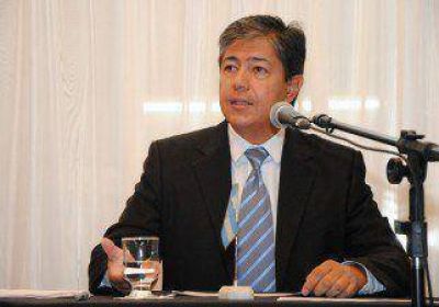 Figueroa asegur� que no habr� suba de impuestos 