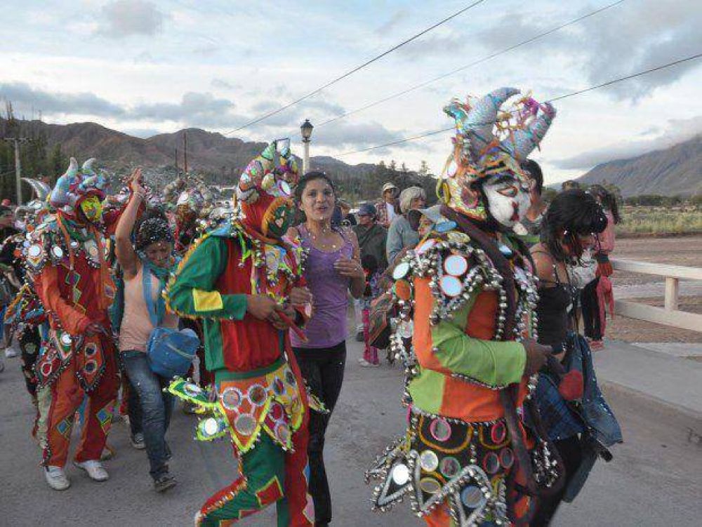 El diablo contin�a suelto y a pleno festejo en la Quebrada