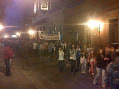 El mi�rcoles 5 docentes salte�os har�n paro