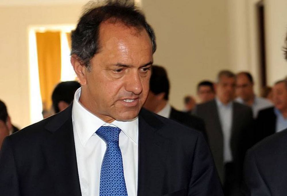 Scioli critic� a Massa por oponerse 