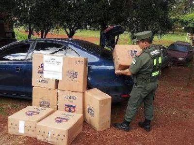 Secuestran 15 mil atados de cigarrillos transportados en un auto