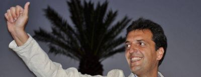 Massa encabeza encuesta para 2015