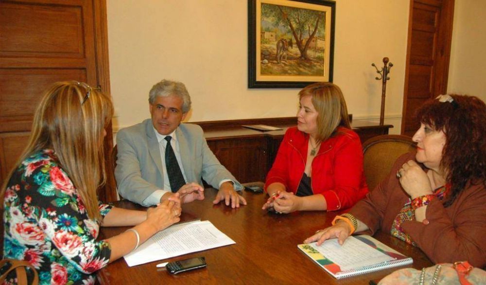 Violencia de g�nero: Trabajan sobre un protocolo de intervenci�n