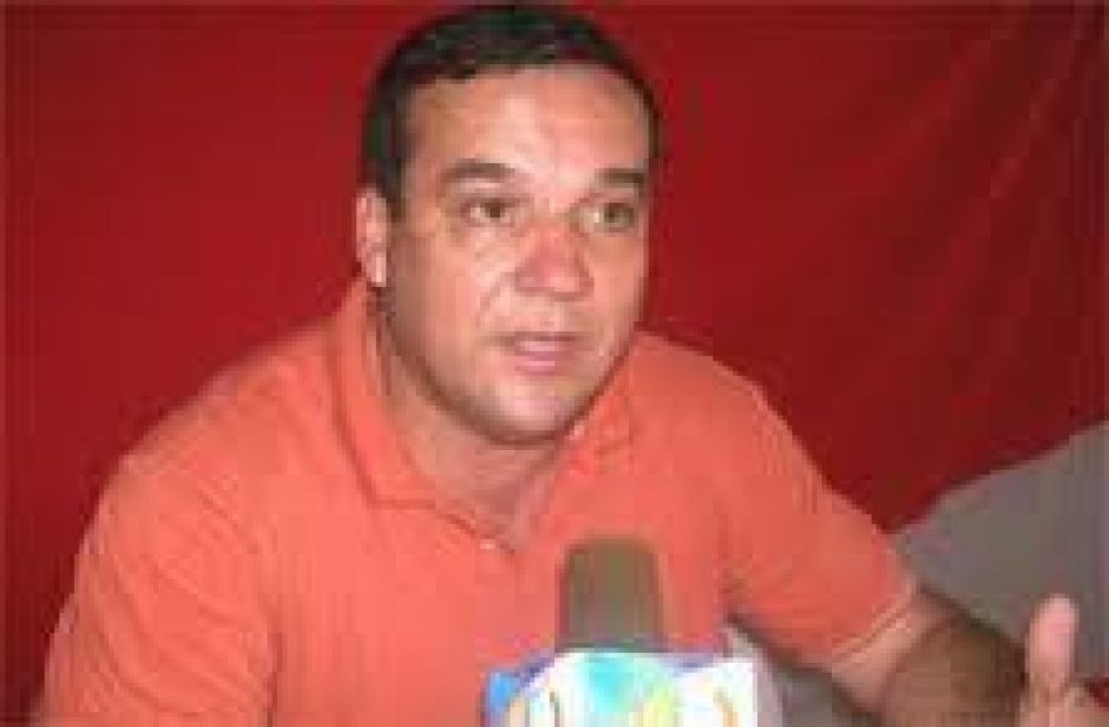 Osvaldo Z�rate: "Nos preocupa este modelo que excluye al hombre"