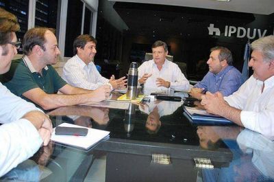 Avanzan en proyectos para regularizaci�n de terrenos en el Chaco