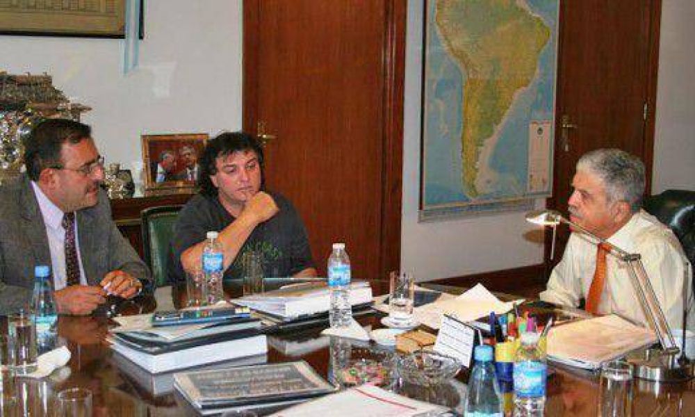 Fruct�fera visita de Saill�n a De Vido