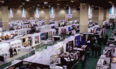 Corpacci disert� sobre miner�a, en Canad�
