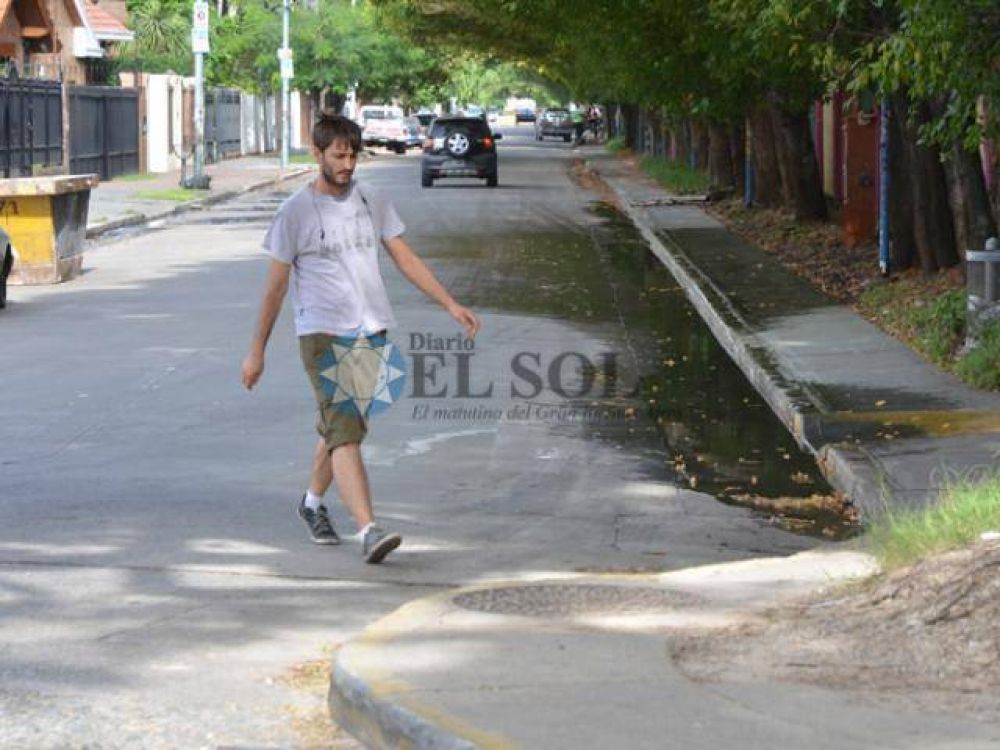 Agua sucia y olor