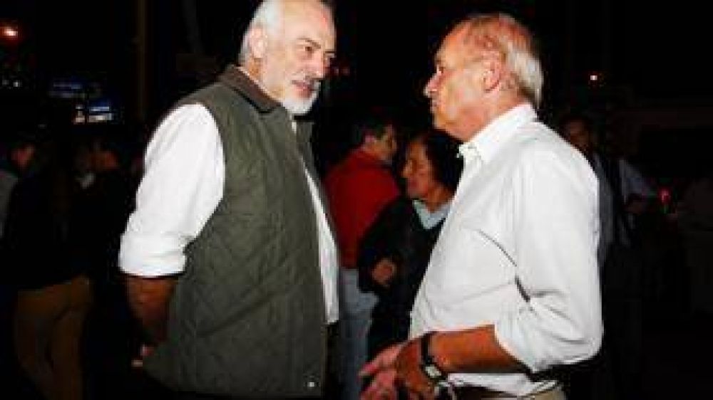 �Esta alternativa hace que muchos radicales y del FCyS, vuelvan a creer en este proyecto y votarnos�