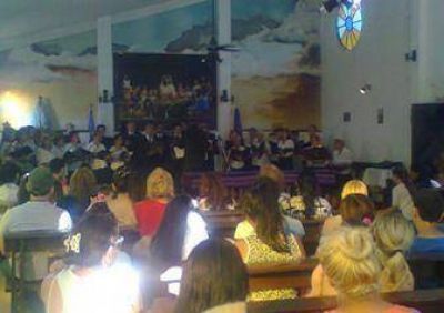 Toman una iglesia para fines pol�ticos	