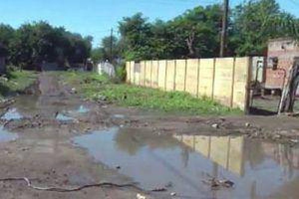 Contin�a la asistencia a las familias afectadas por la lluvia