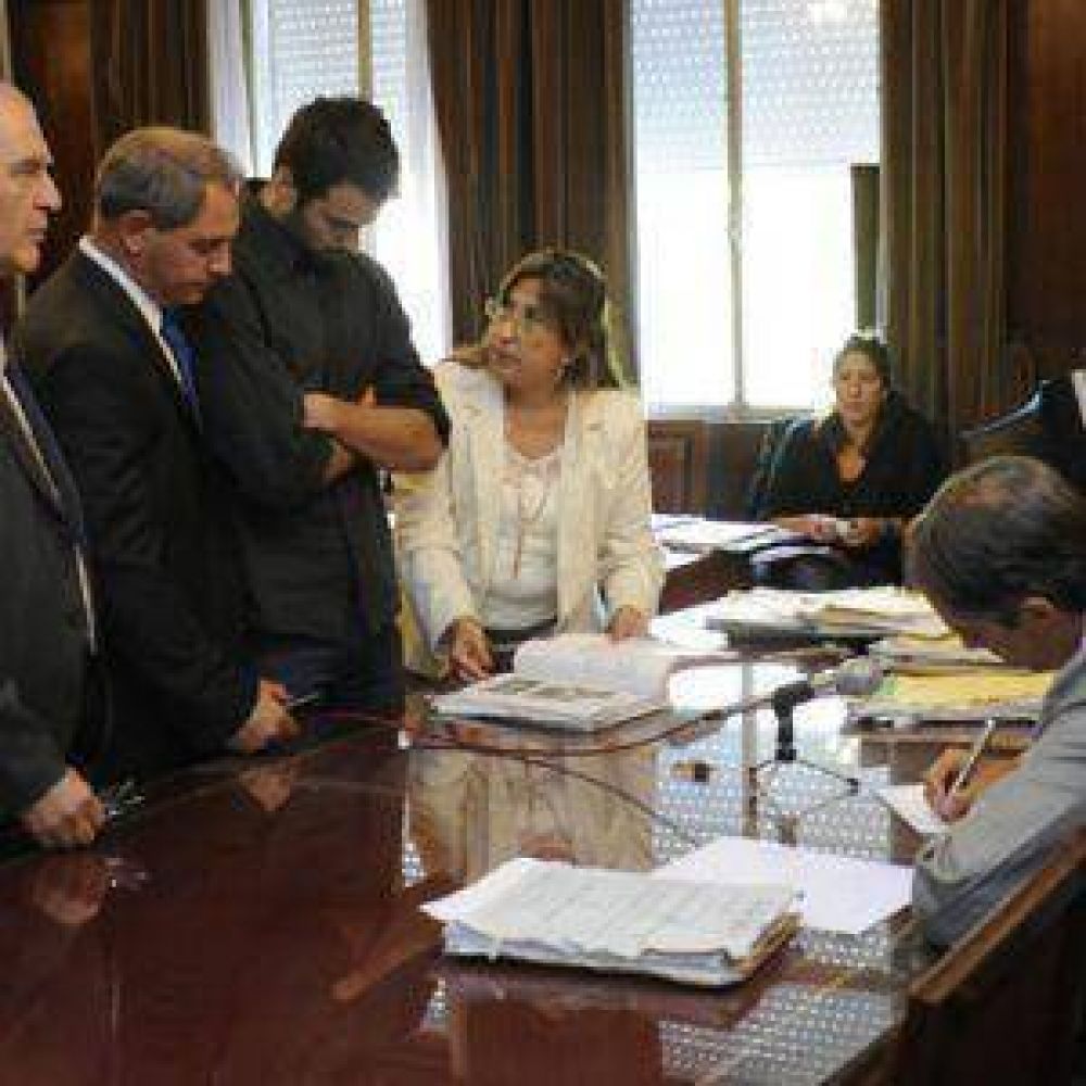 Muerte en 25 y 62: reconstrucci�n y alegato