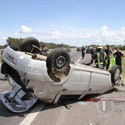 Se mat� una pareja platense en accidente en San Pedro