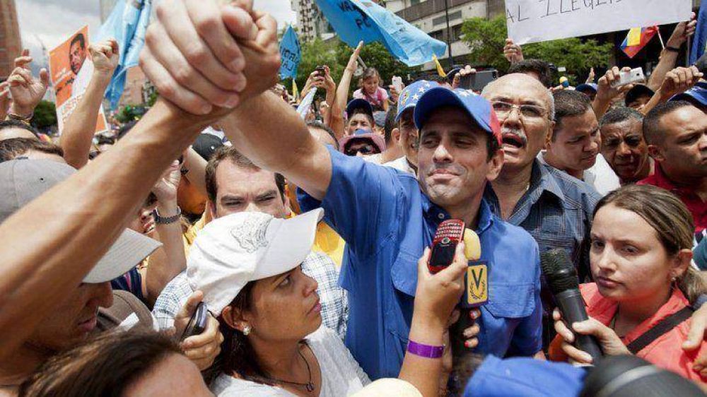 Henrique Capriles llam� a formar "comandos de defensa"