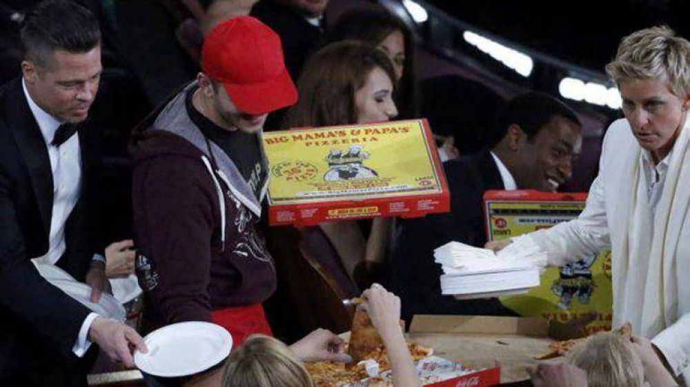 Cu�nto le dejaron de propina al "chico de la pizza" en los Oscar