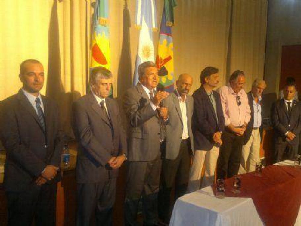 Quique Slezack renov su gabinete