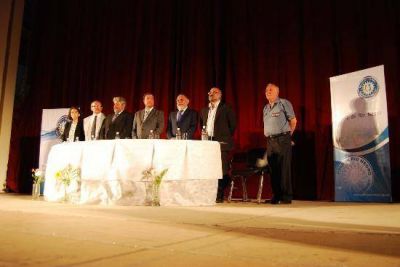 La polic�a suma nuevos agentes