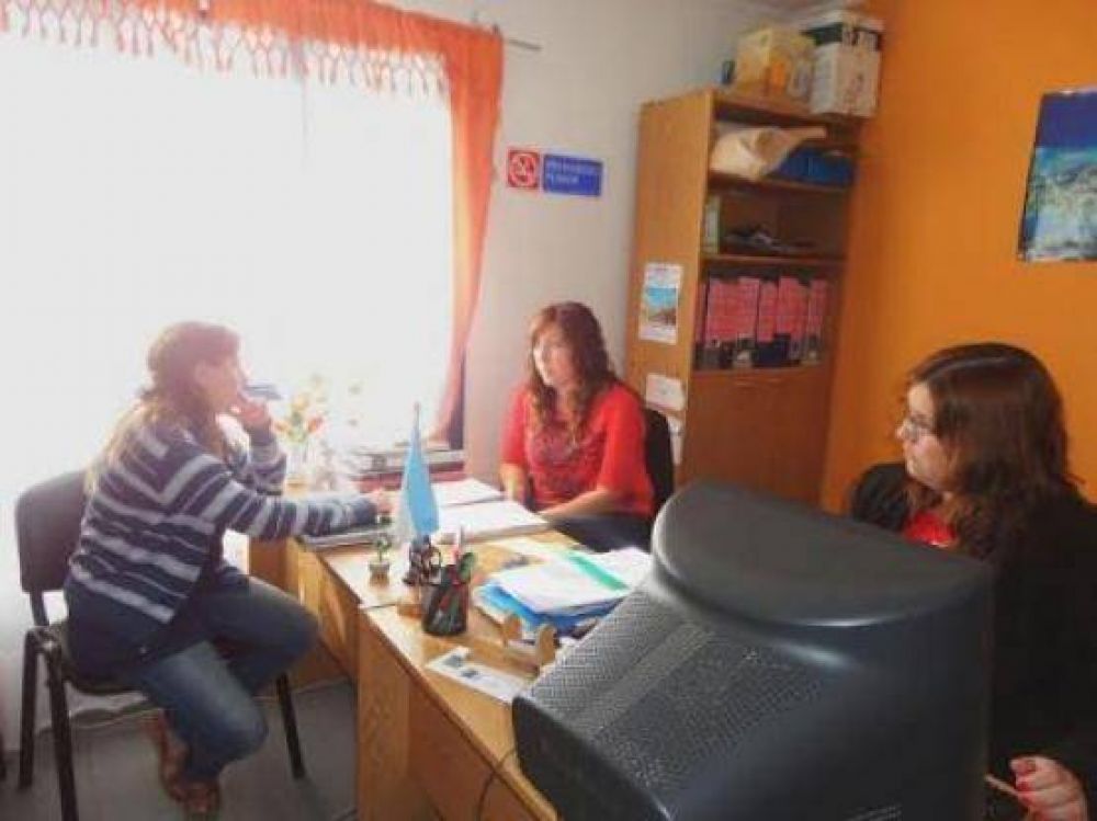Revisi�n de los reglamentos hospitalarios y los derechos de los residentes extranjeros