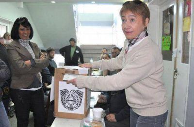 La reforma de la Constituci�n ya divide al arco pol�tico