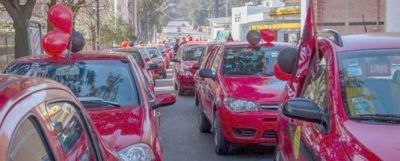 Taxistas y remiseros marchar�n el 11 de marzo