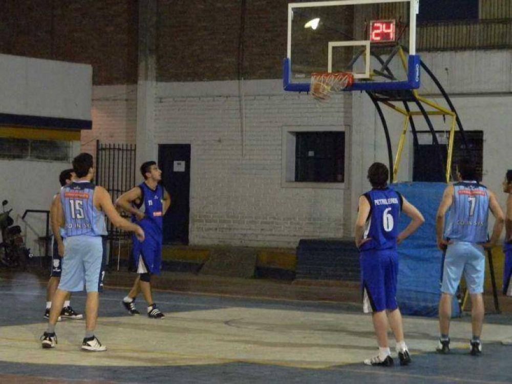 Deportivo Argentino juega por el torneo de mendocino de bsquet