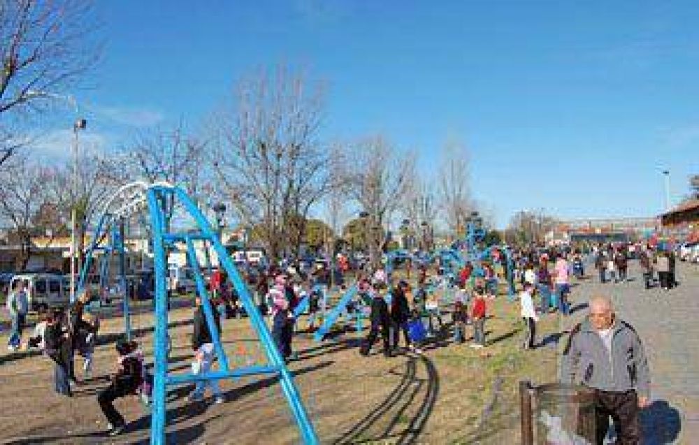 Muchos pergaminenses utilizaron el feriado para viajar o estar en familia