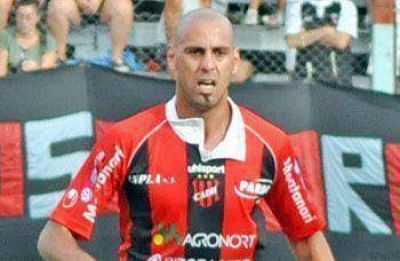 Julio Mozzo: �Este grupo va a dar todo para dejar a Douglas en la B Nacional�