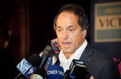 Dirigentes locales se reunir�n con Scioli el pr�ximo lunes