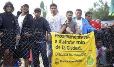 "La toma es totalmente pol�tica"