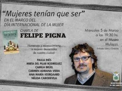 Felipe Pigna diserta en el Mulazzi, en el homenaje a la mujer