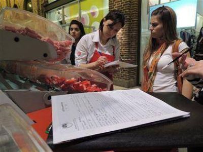 Se blanque� a m�s del 50% de los trabajadores "en negro"