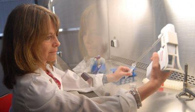 Otro premio a la bahiense Cecilia Bouzat, una cient�fica excepcional