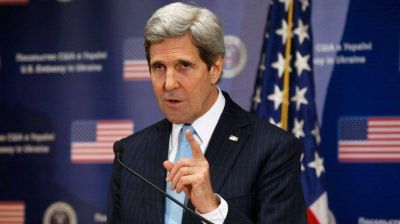 Kerry: "Rusia est� trabajando duro para crear una excusa que le permita seguir invadiendo"