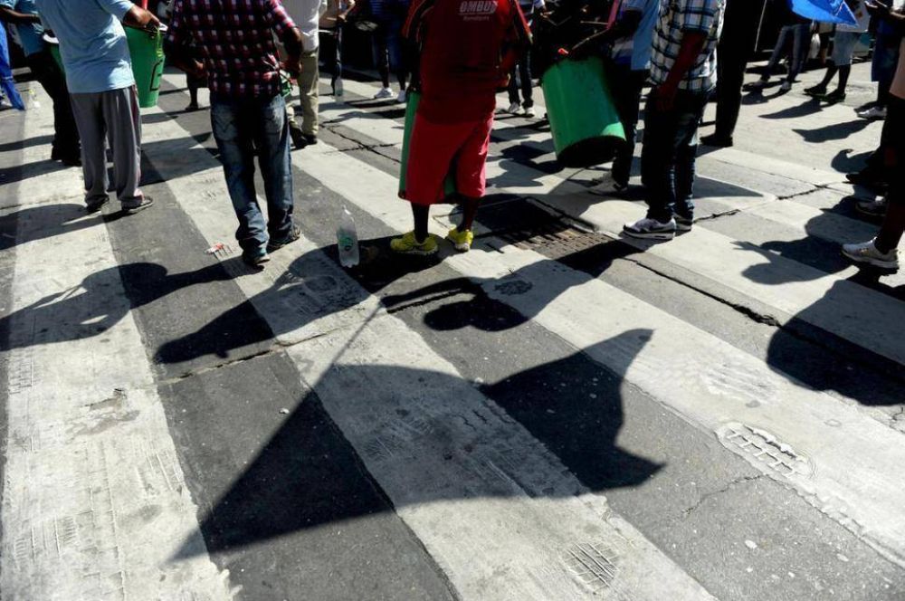 Amenaza con romperse la tregua de la venta ambulante