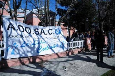 ADOSAC ratific� paro por 48 horas