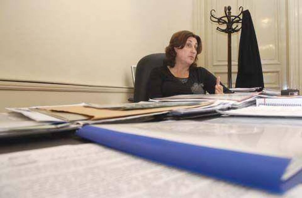Rosso asegur� que el 28 "pone a consideraci�n" su gesti�n