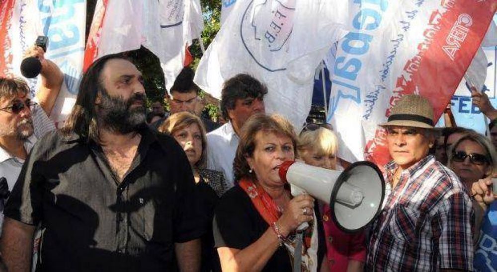 Petrocini atribuy� "malicia" al Gobierno: "Juegan con la paciencia de los docentes"