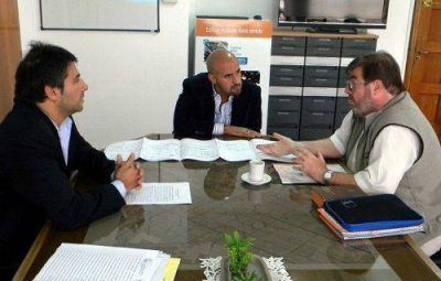Soluci�n habitacional a familias de Villa Las Flores de Vicente L�pez