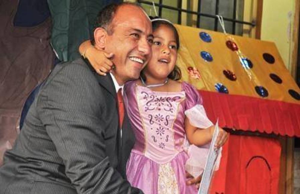 Inauguran el ciclo lectivo para el nivel primario y secundario