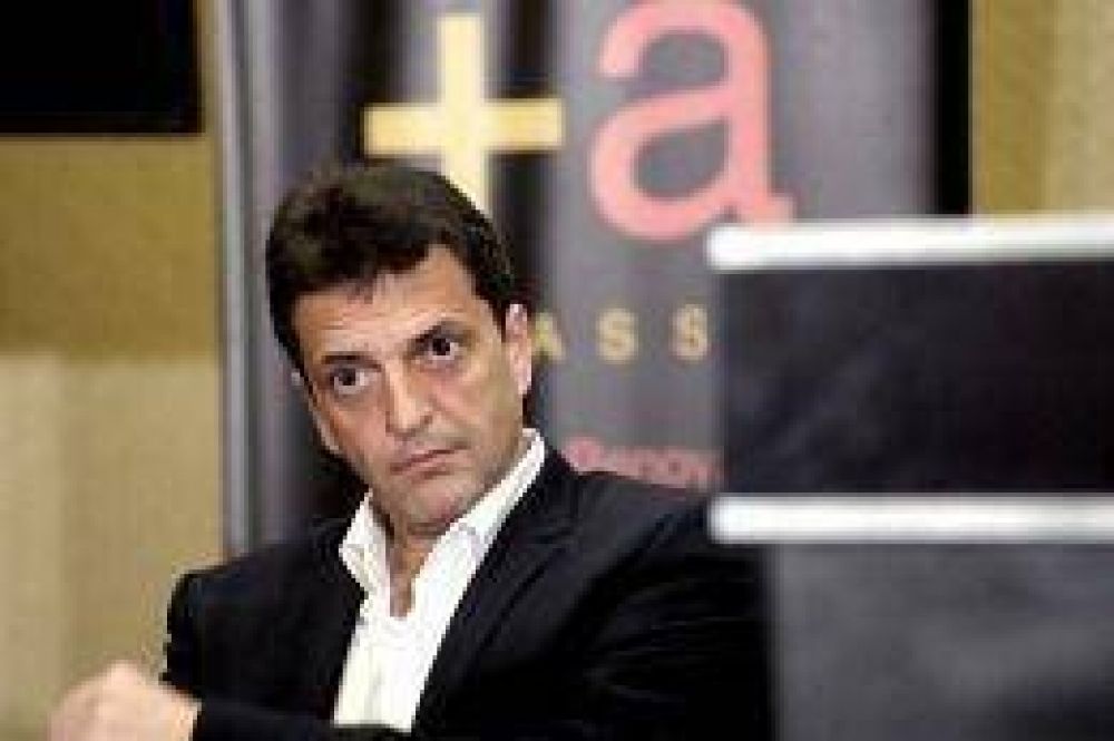 Massa sigue sumando cr�ticas por su rechazo a la reforma del C�digo Penal