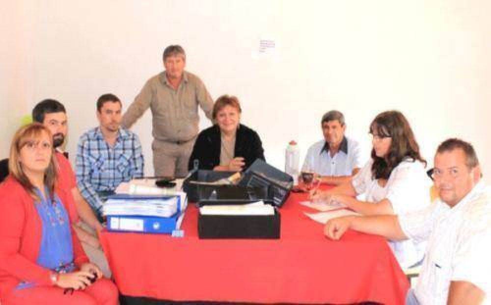 Empezaron las reuniones por la electrificacin rural El Redomn - Paso Miraflores