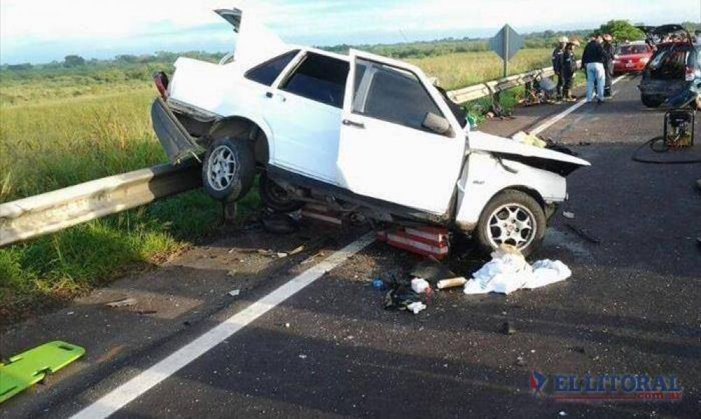 Tragedia en Ruta 12: muri� un hombre y hay cuatro heridos tras frontal colisi�n