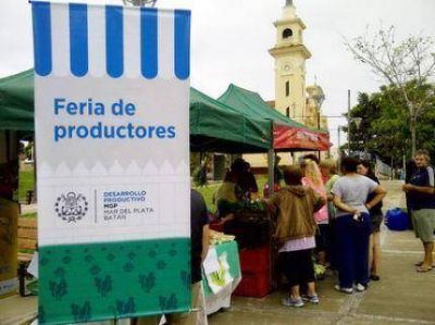 Feria de Productores en el Distrito Descentralizado del Puerto