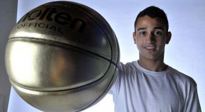 En Atenas siguen las complicaciones: Zurschmitten se va del plantel