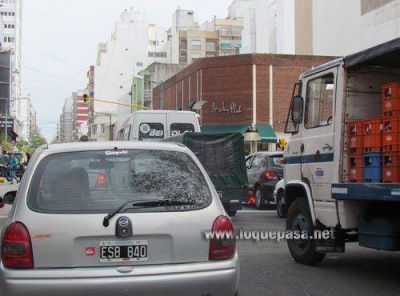 Buscan ordenar la carga y descarga en el microcentro
