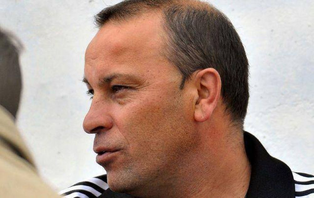 Daniel Miliki Jimnez es el nuevo DT de Instituto
