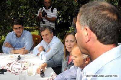 Macri propuso en Lobos �llevar el trabajo de la Polic�a Metropolitana a la provincia de Buenos Aires�