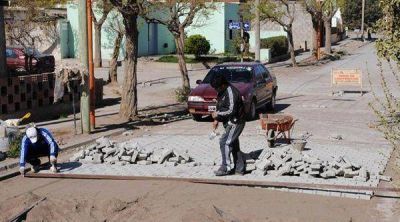 Bah�a Blanca: proponen que los presos fabriquen pavimento articulado