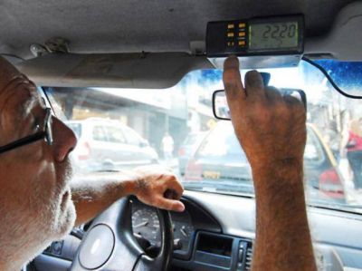 Edil confirma que a fin de a�o se podr�a pagar el taxi con la tarjeta sin contacto